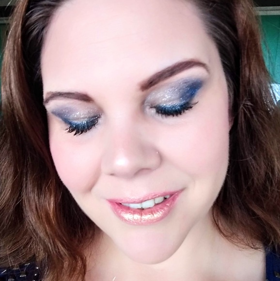 Eyeshadow Set - Picture 4 of 4